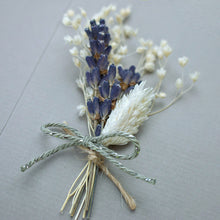 Lade das Bild in den Galerie-Viewer, Trockenblumen Lavendel/Créme