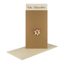 Lade das Bild in den Galerie-Viewer, Weihnachtskarte "Frohe Weihnachten" grocerkraft Holzstern, rotem Garn