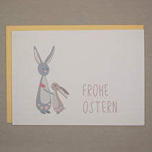 Lade das Bild in den Galerie-Viewer, Osterhasenkind mit Blume
