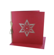 Lade das Bild in den Galerie-Viewer, Weihnachtskarte Stern Quadratisch mit Einlegeblatt in verschiedenen Farben
